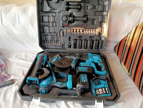 Bosch Plus BP001 Akülü Ultra 4lü Set Makina 58vf 5ah 125mm Avuç Taşlama, Sds Plus Kırıcı Delici Hilti, Somun Sıkma Sökme, Vidalama Matkap yorumları